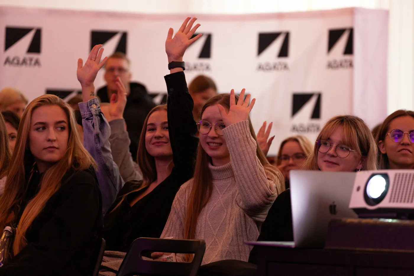 AGATA kviečia jaunimą kurti saugesnę skaitmeninę ateitį – startuoja tarptautinis konkursas